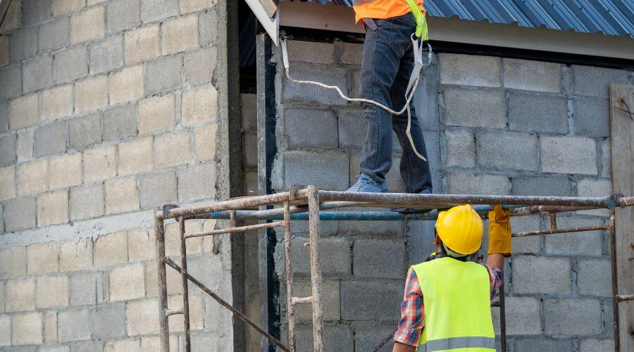 Expert Emergency Roof Repairs services in Port Austin, MI